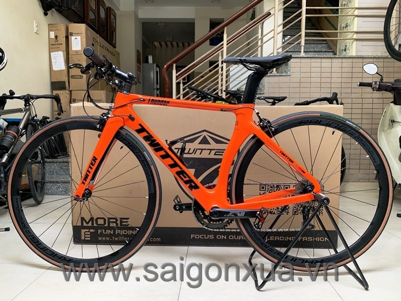Xe đạp thể thao Road bike tay lái ngang TWITTER THUNDER 2022 Khung