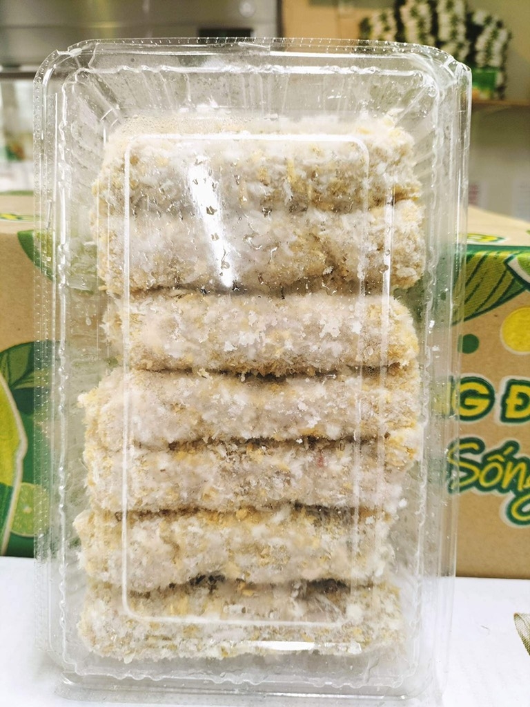 Nem Chua Rán サワーソーセージ(揚げ用) khoảng 500gr