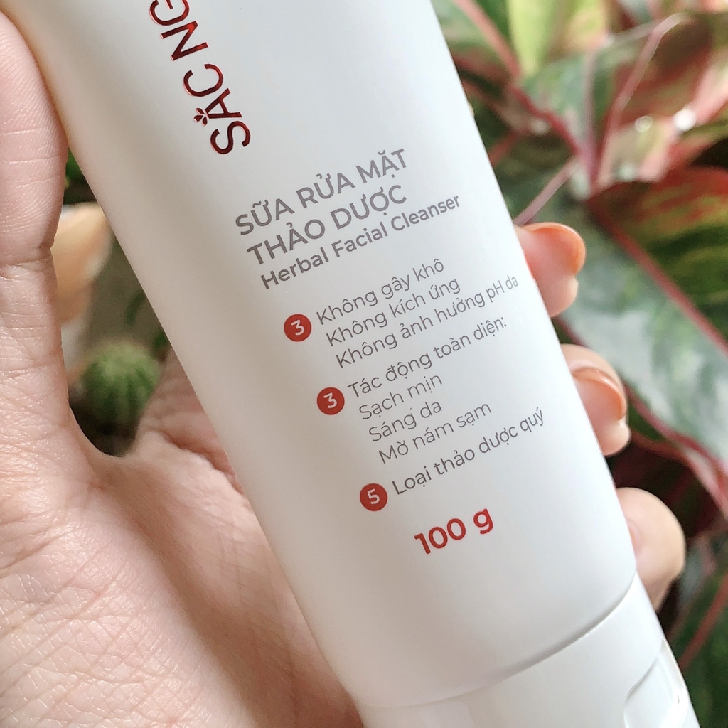 Sữa Rửa Mặt Thảo Dược Dịu Nhẹ Sắc Ngọc Khang (Herbal Facial Cleanser) 100g