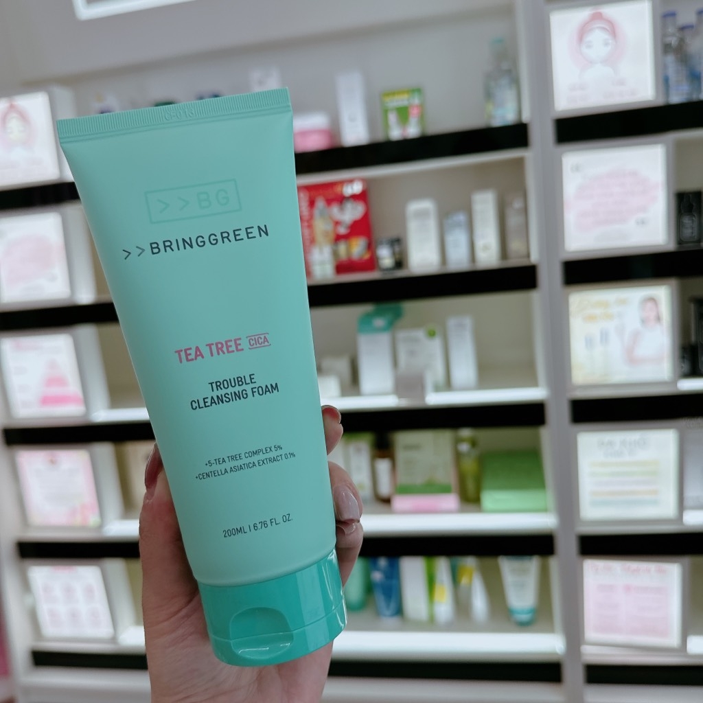 Sữa rửa mặt BRING GREEN Tea Tree Cica Trouble Cleasing  Foam 200ml