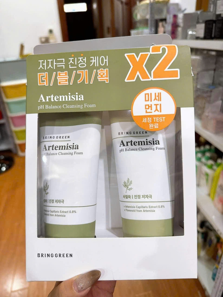 Tách Set Sữa Rửa Mặt BRING GREEN Artemisia pH Blance Cleansing Foam 200ml