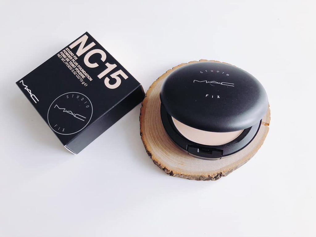 Phấn Nền Phủ MAC #NC15 Màu Be Nhạt Cho Da Sáng 15g