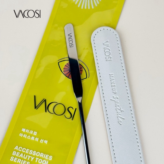 Cây tán kem nền Vacosi DC08