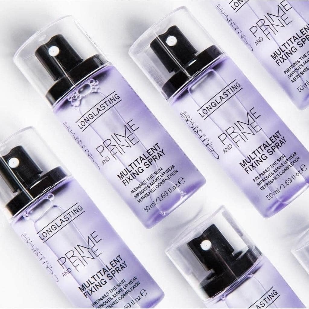 Xịt khóa nền Catrice Prime And Fine Multitalent Fixing Spray kiểm soát dầu , giữ lớp makeup mướt mịn