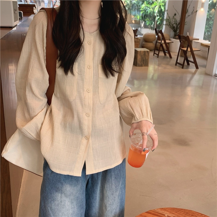 Áo sơ mi cổ tròn màu mơ sữa mới nhẹ nhàng cho nữ