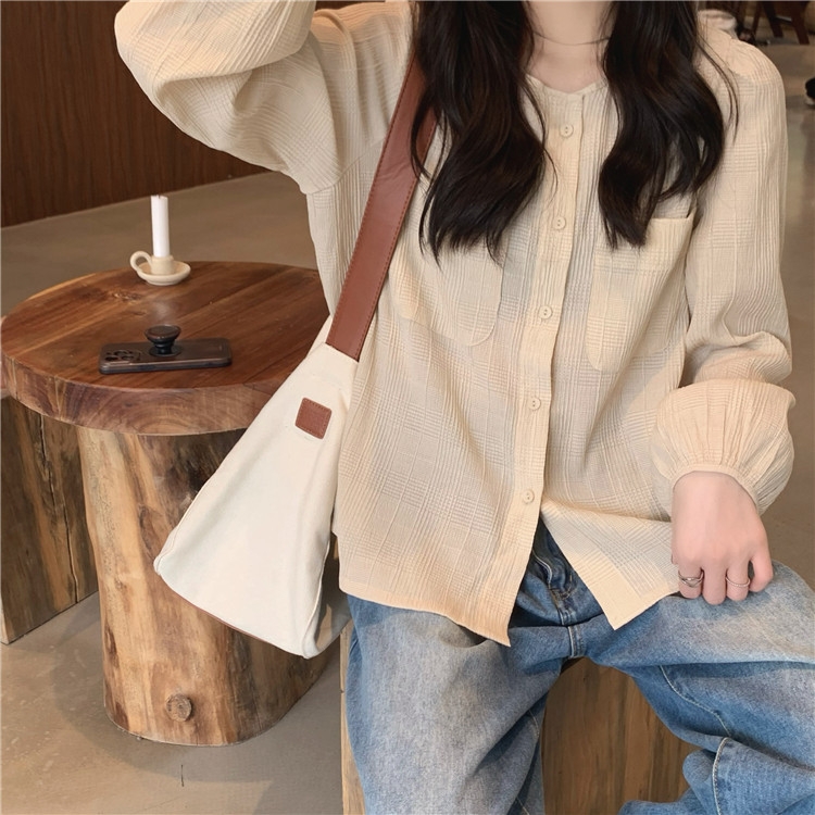 Áo sơ mi cổ tròn màu mơ sữa mới nhẹ nhàng cho nữ