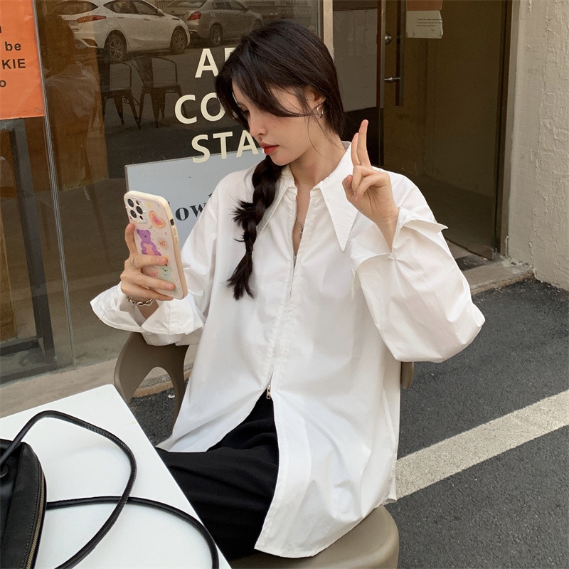 Áo sơ mi vạt chéo khoá kéo kiểu dáng độc đáo