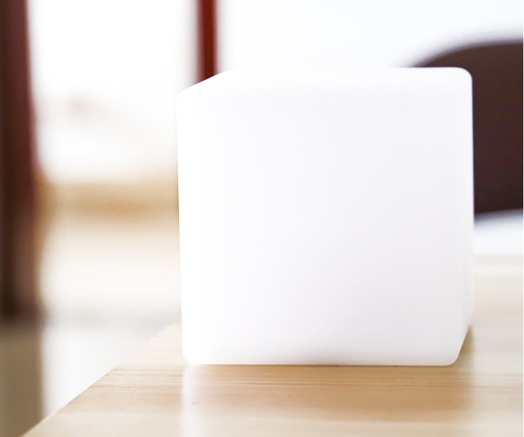 Đèn Led Vuông Để Bàn DLV