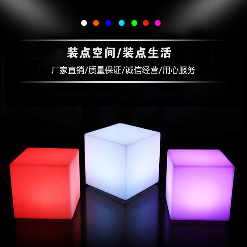 Đèn Led Vuông Để Bàn DLV