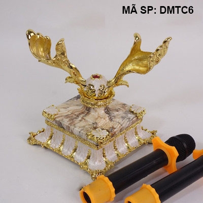 Đế cắm micro DMTC