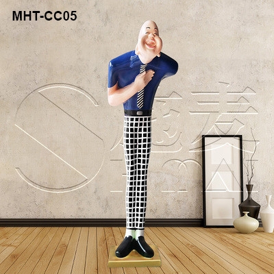 Tượng người cúi chào khách cao cấp MHTCC