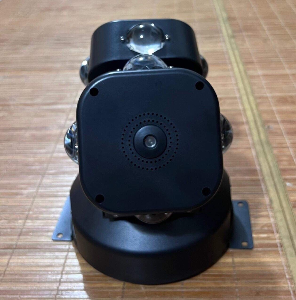 ĐÈN MOVING 2 BÁNH XE / 8 MẮT ( 2 IN 1 )