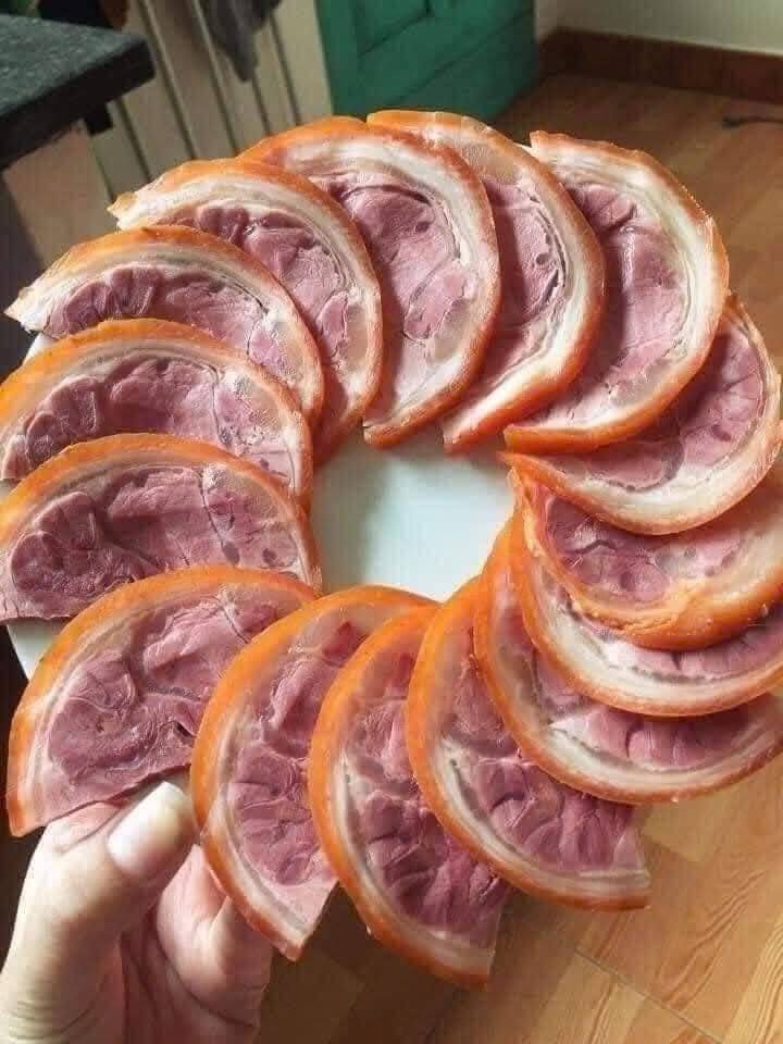 Chân giò muối 370-400g/ cái