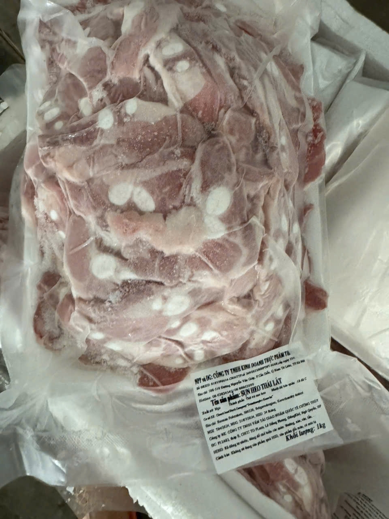 Sụn non heo thái đóng khay hút chân không 1kg