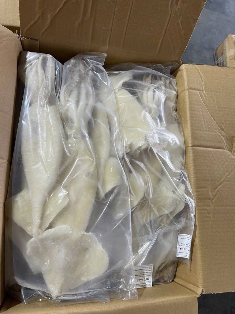 Mực ống nguyên con làm sạch cấp đông IQF  - túi 2 kg