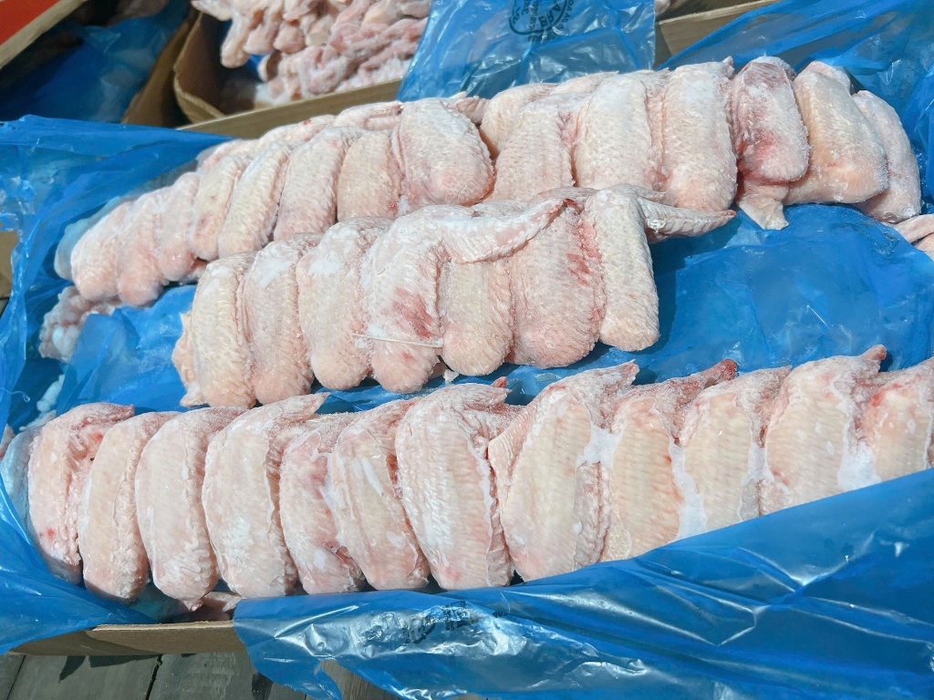 CÁNH GÀ NGUYÊN CÁI SEARA – NHẬP KHẨU BRAZIL THÙNG 15KG