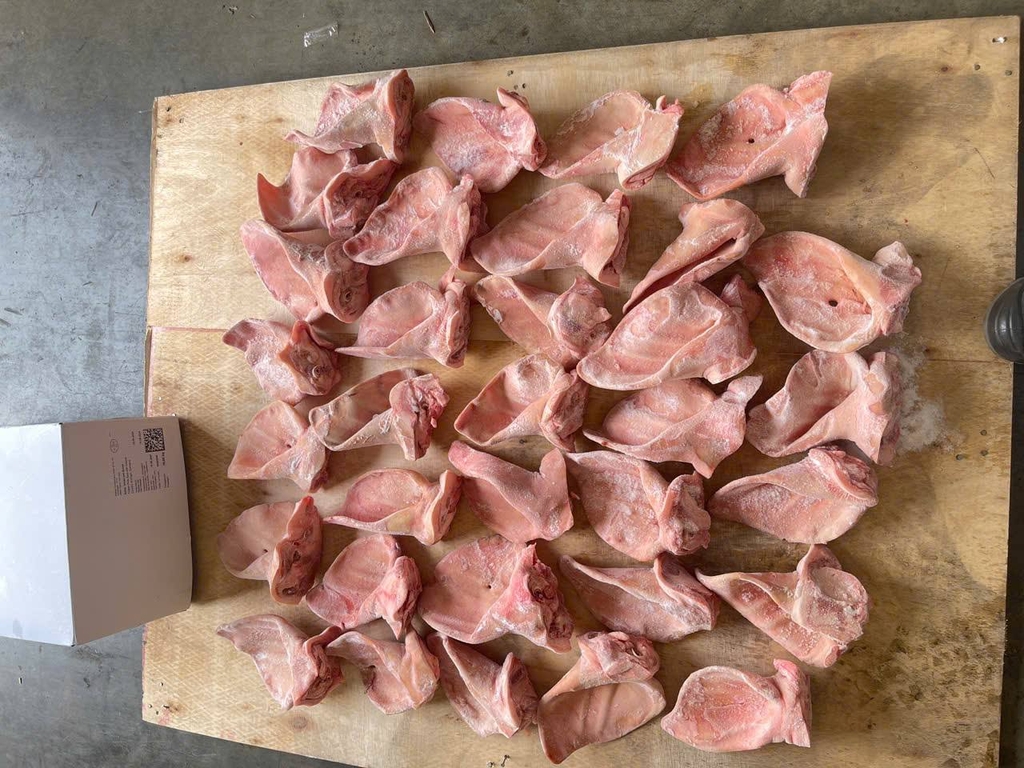 TAI HEO ĐỨC BOSÉLER – SCHW - THÙNG 10KG