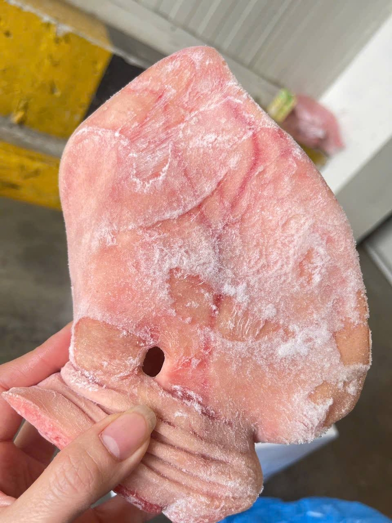 TAI HEO ĐỨC BOSÉLER – SCHW - THÙNG 10KG