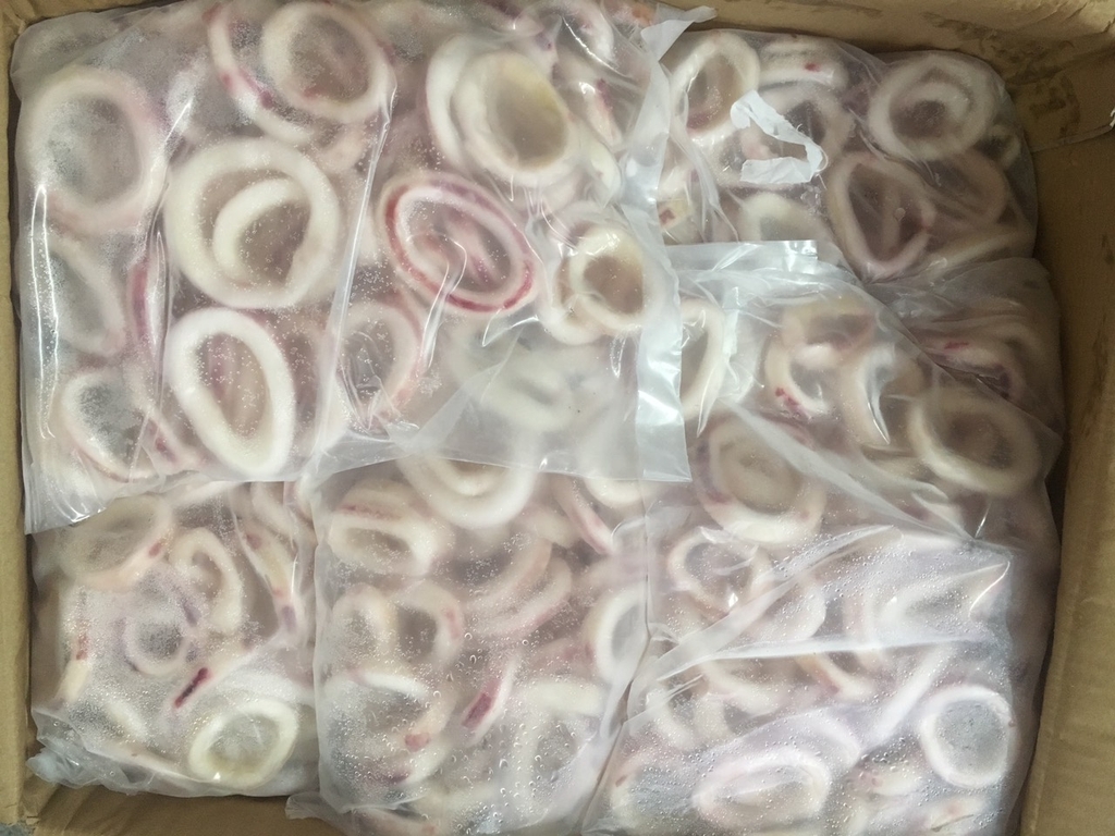 Mực vòng ( net 650g ) túi 1kg