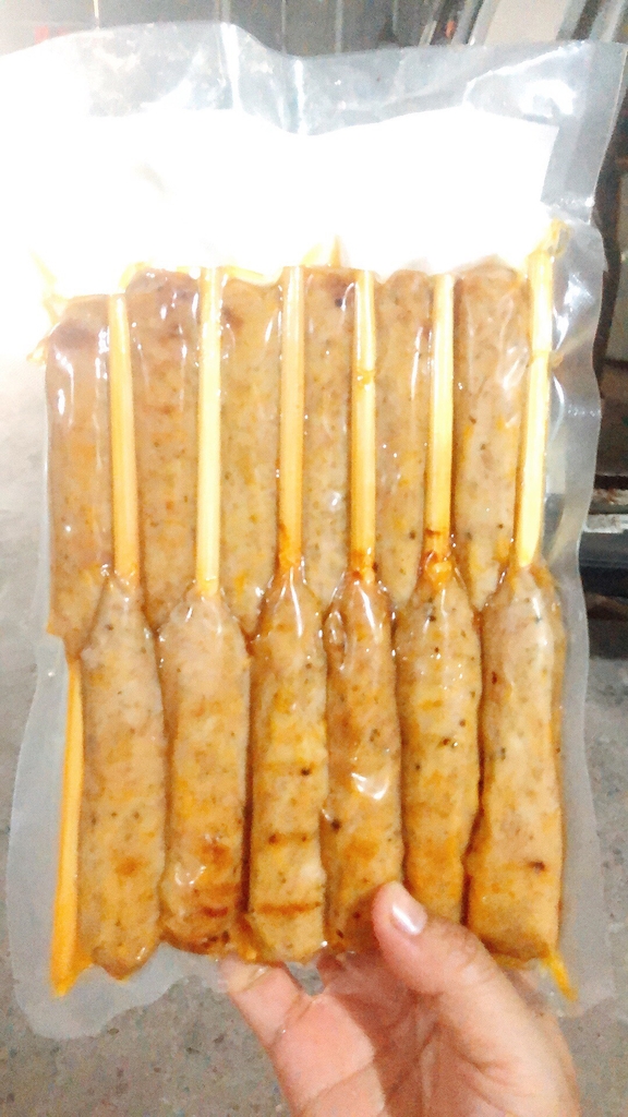 Nem nướng que Nha Trang gói 500g (12 que)
