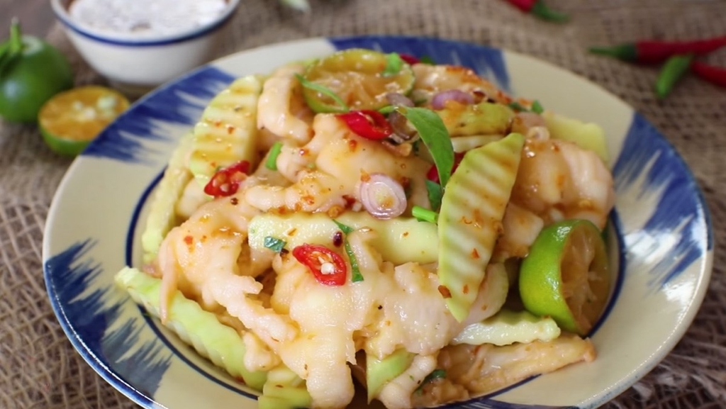 Chân gà rút xương lá xanh đủ cân và Chân gà rút xương net 9