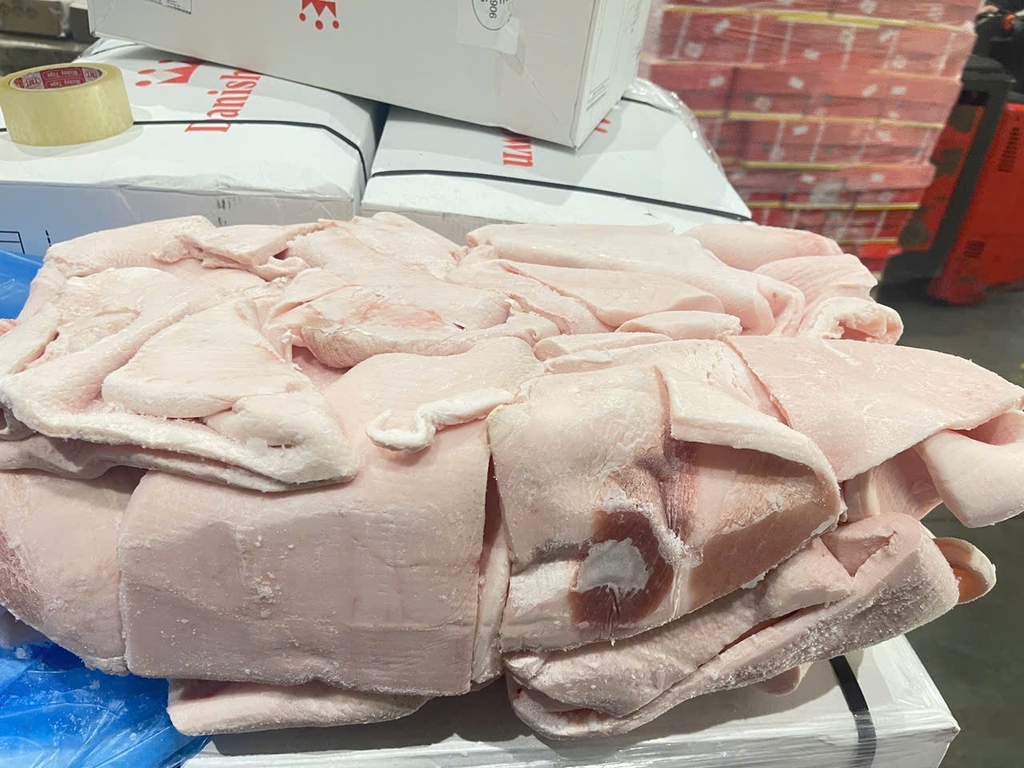 MỠ TẤM LƯNG HEO DANIS – NHẬP KHẨU ĐỨC – THÙNG 27.2KG