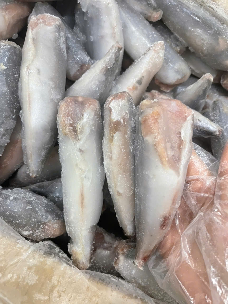 Cá Nục Gai Cắt Đầu size 20-24 con/kg ( thùng 10kg)