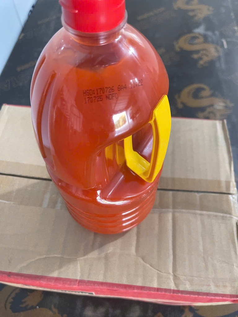 TƯƠNG ỚT HÀNG VIỆT NAM DƯƠNG HORECA – CAN 2,1KG