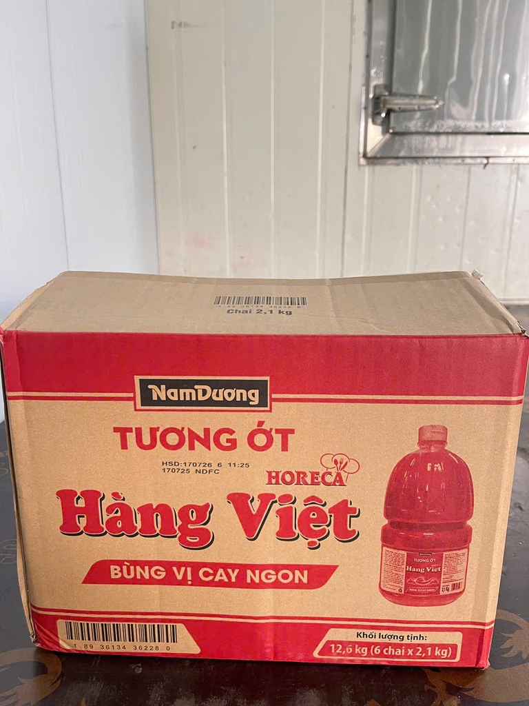 TƯƠNG ỚT HÀNG VIỆT NAM DƯƠNG HORECA – CAN 2,1KG