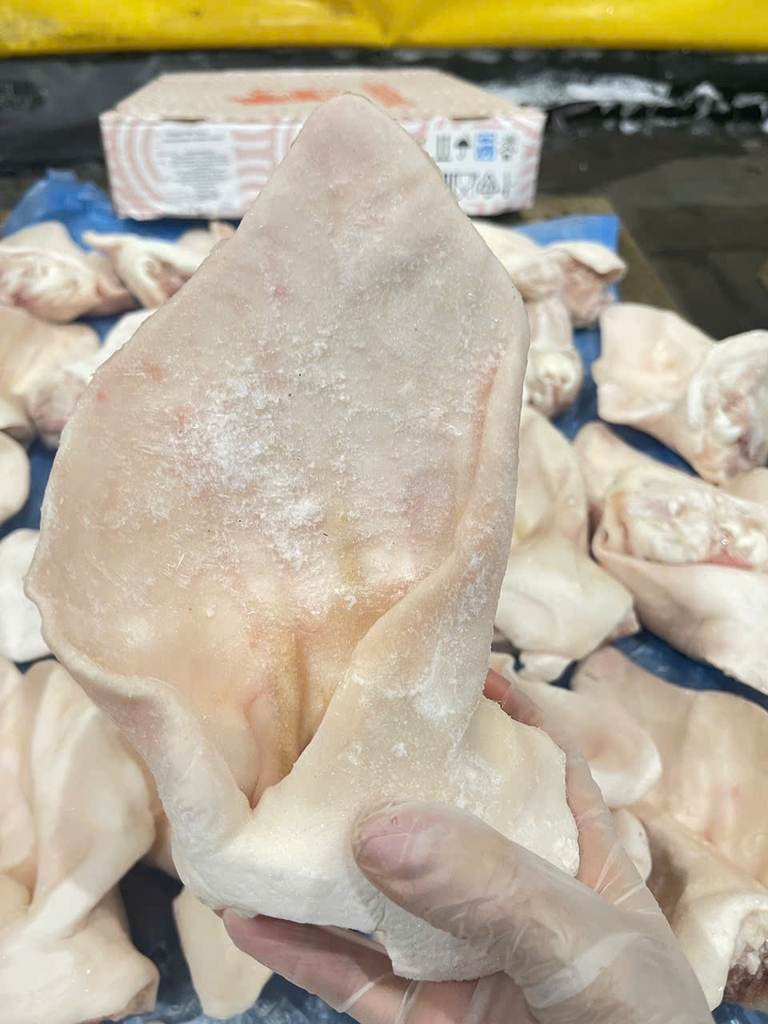 TAI HEO NGA ZNAMESKY LOẠI A – THÙNG HỒNG 10KG