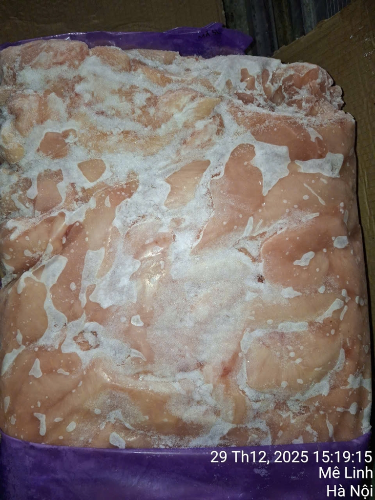 LƯỜN GÀ ĐÔNG LẠNH CP – THÙNG 20KG