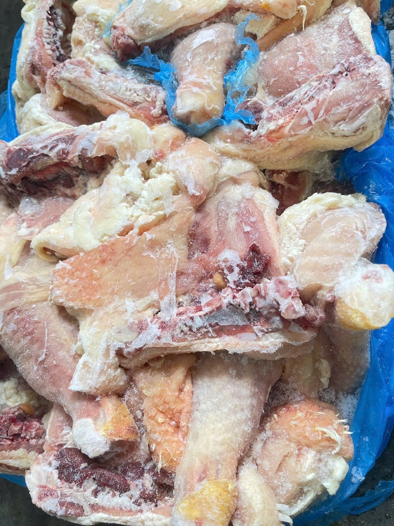 ĐÙI GÀ 1/4 MỸ TYSON THÙNG 15KG