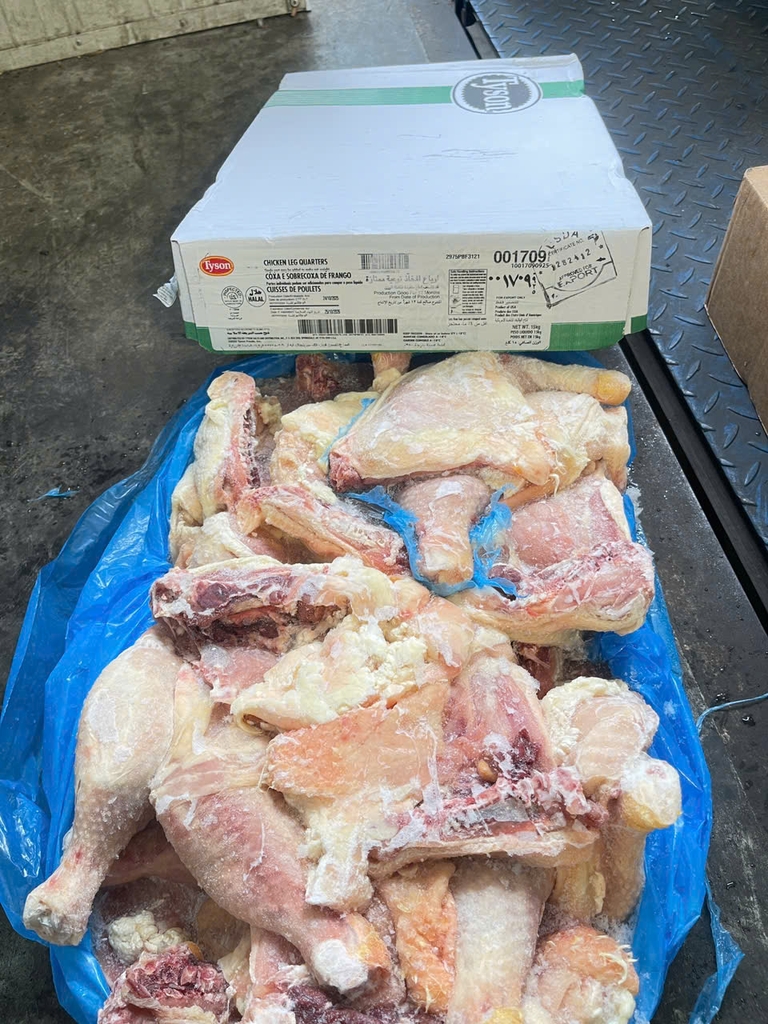 ĐÙI GÀ 1/4 MỸ TYSON THÙNG 15KG