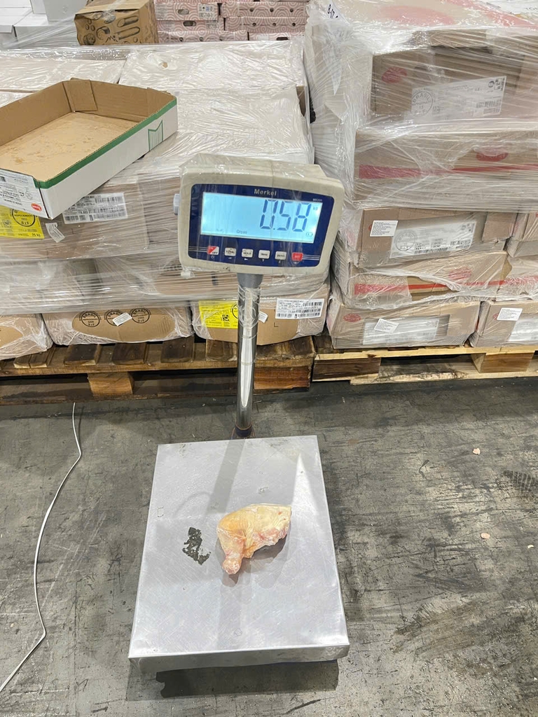 ĐÙI GÀ 1/4 MỸ TYSON THÙNG 15KG