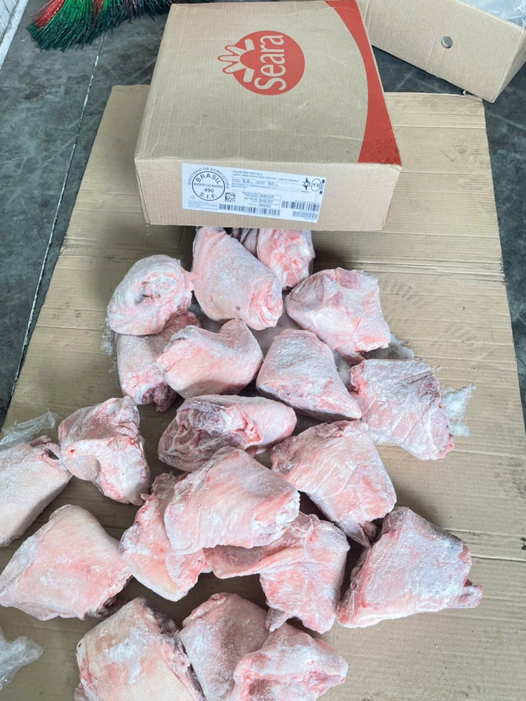 KHOANH GIÒ HEO SEARA NHỎ – NHẬP KHẨU BRAZIL