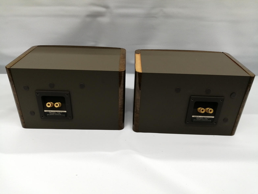 Loa BOSE 121 (mã 01)