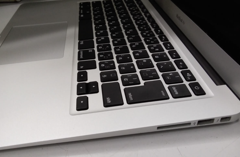 MacBook Air 2013 (C02MR2WLF6T6)
