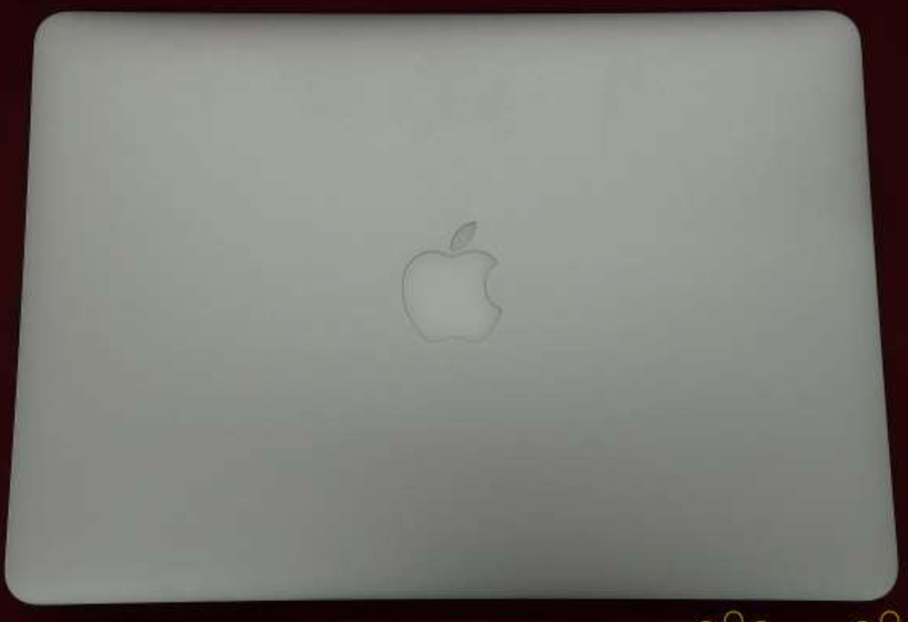 MacBook Air 2013 (C02KR8G6FLCG)