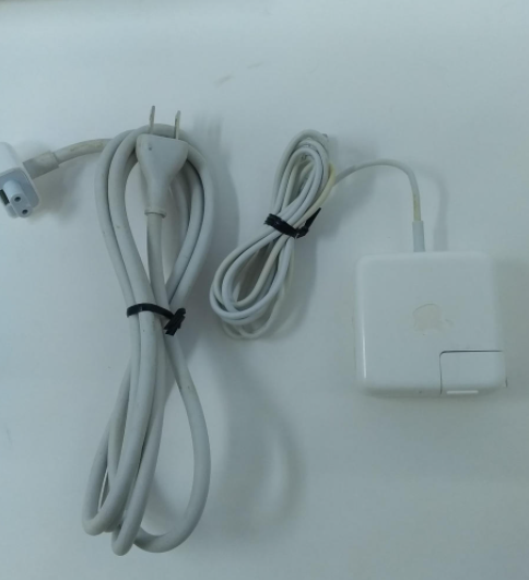 MacBook Air 2017 (FVFTTBUUJ1WL)