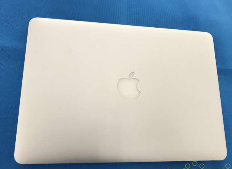 MacBook Air 2017 (FVFXV33PJ1WT)
