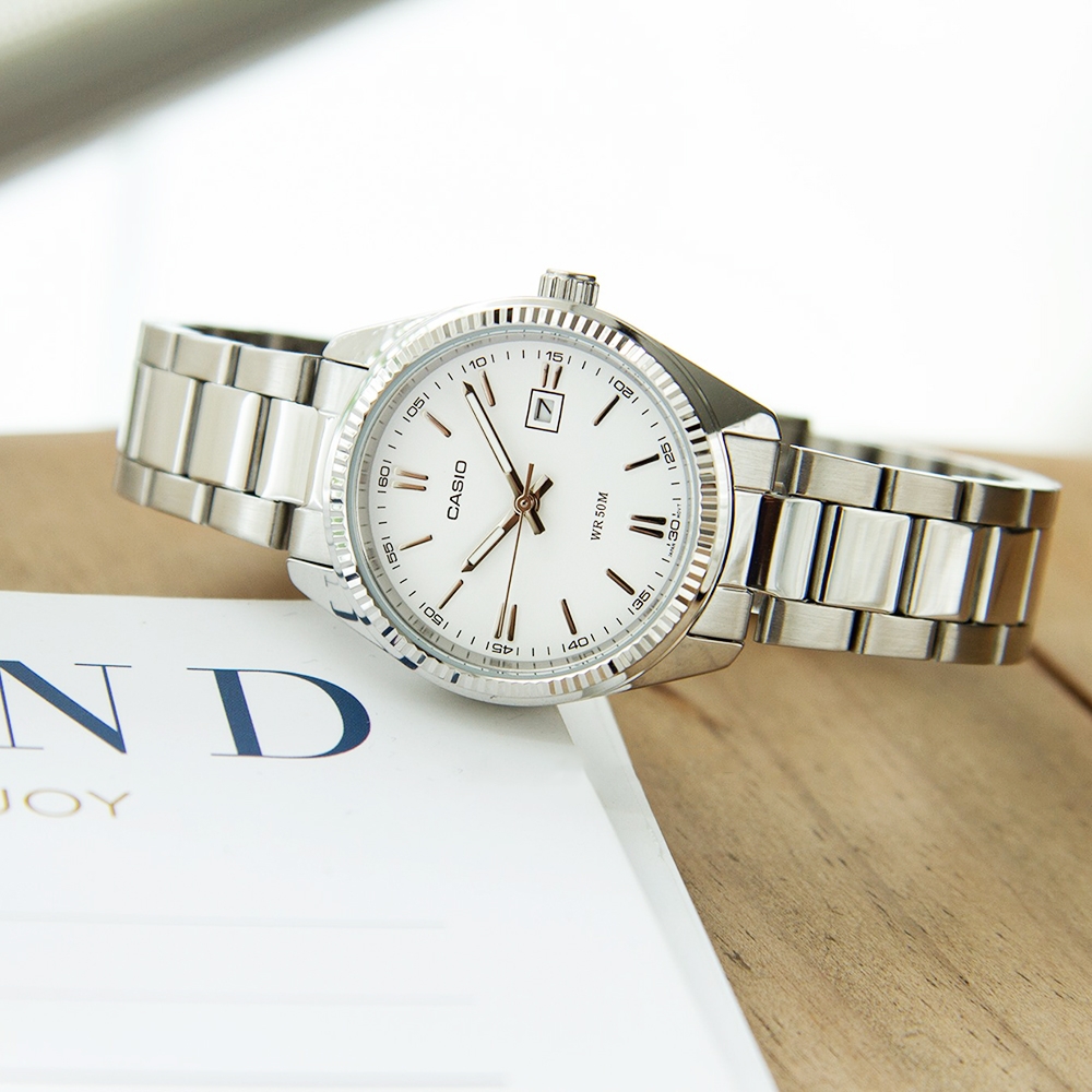 LTP-1302D-7A1VDF - Đồng hồ nữ Casio