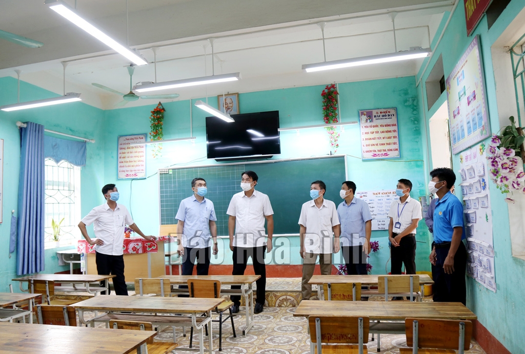 Ghi nhận từ mô hình chiếu sáng học đường tại trường tiểu học Đồng Chum
