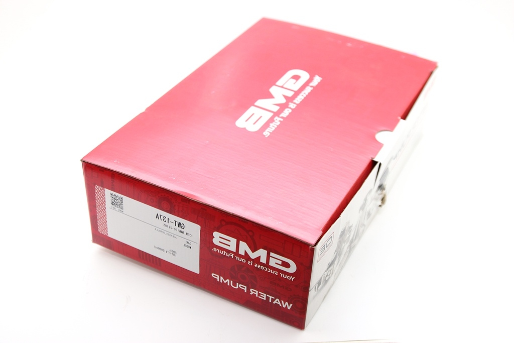 GWT137A Bơm Nước Toyota COROLLA 2.0 01- GMB - Japan
