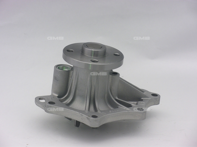 GWT119A Bơm Nước Toyota CAMRY 2.4 VN 02-06 HIGHLANDER 2.4 03-07 PREVIA 2.4 RAV4 2.0 2.4 00-12 GMB - Japan