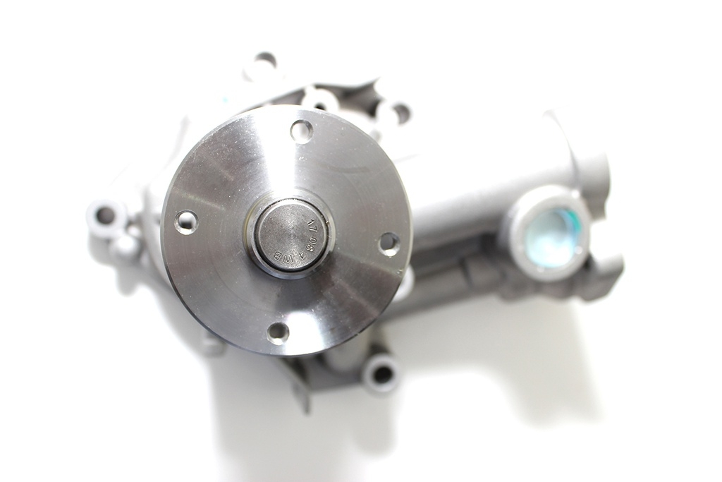 WPM002V Bơm Nước Mitsubishi TRITON 2.5 93-06 L300 2.5 86-13 Hyundai PORTER 2.5 87-04 - GRACE 2.5 93-97 AISIN - Japan