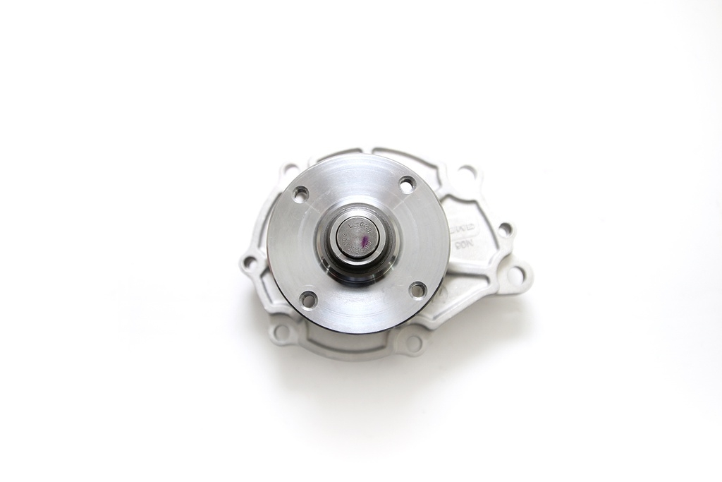 GWN05A Bơm Nước Nissan CARAVAN 2.4 URVAN 95-01 GMB - Japan