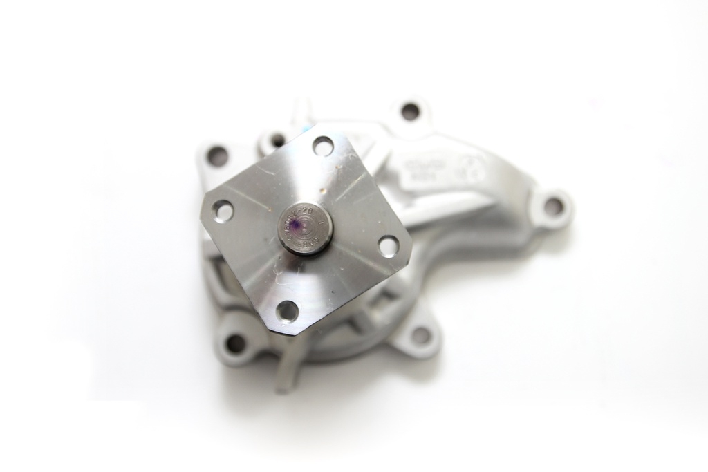 GWN35A Bơm Nước Nissan BLUEBIRD 1.6 1.8 2.0 84-90
 GMB - Japan