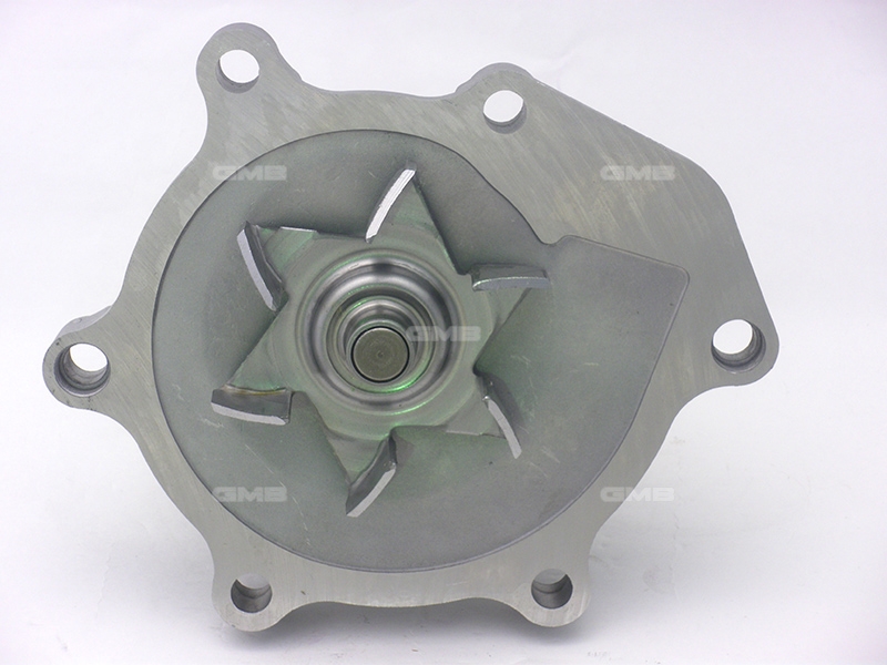 GWT99A Bơm Nước Toyota LAND CRUISER 4.5 90-99 GMB - Japan