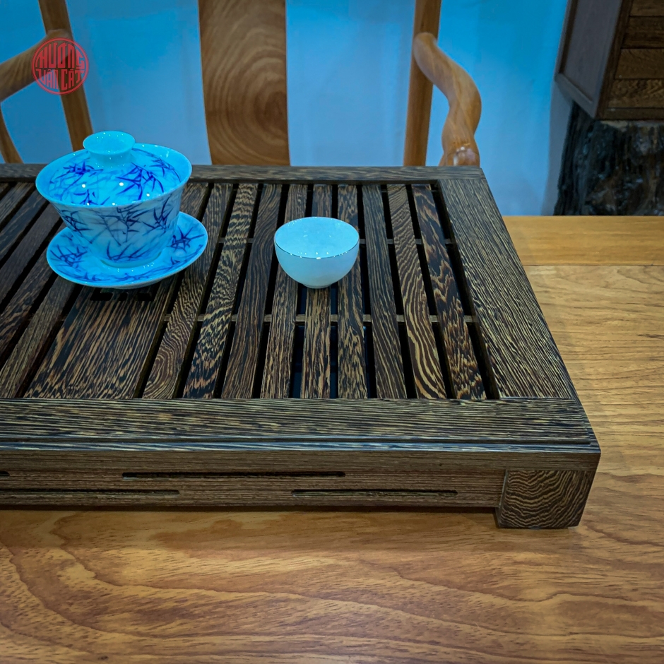 Khay trà bằng gỗ gụ (55x35cm)