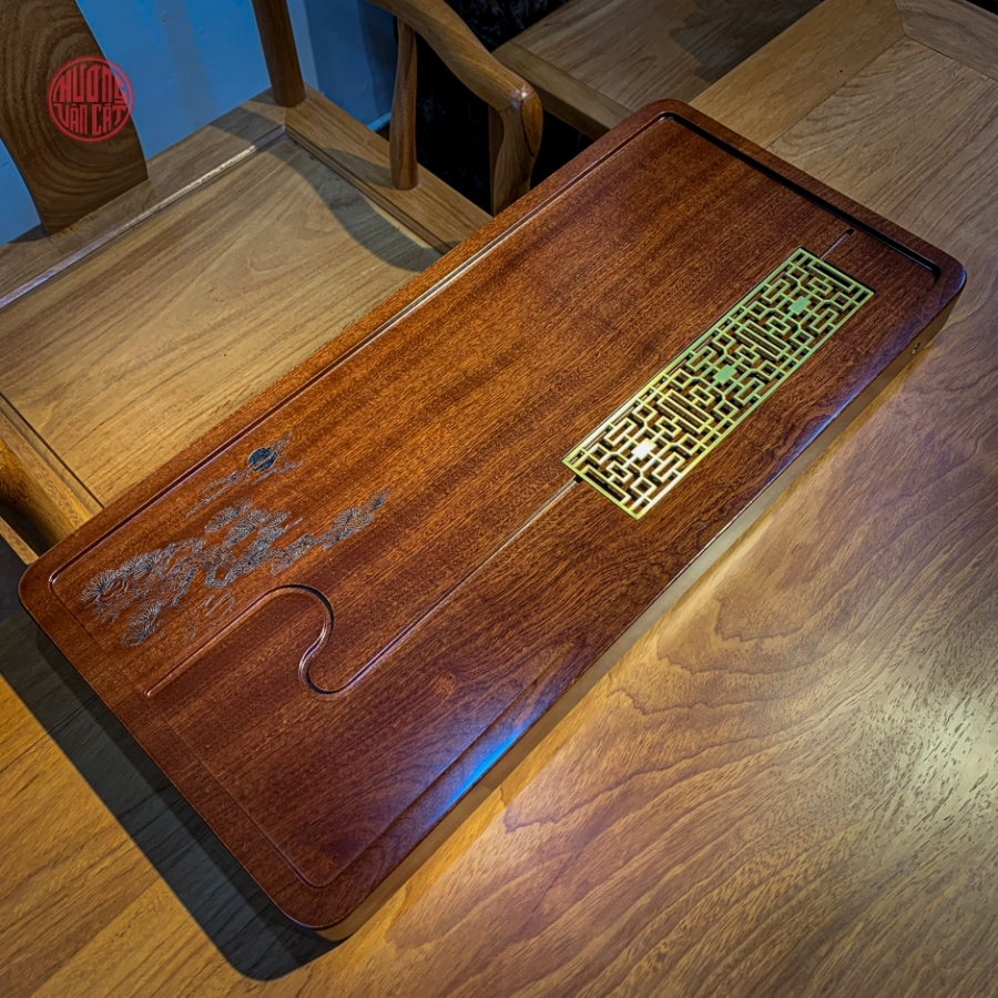 Khay trà gỗ hương khắc Tùng (70x35cm)